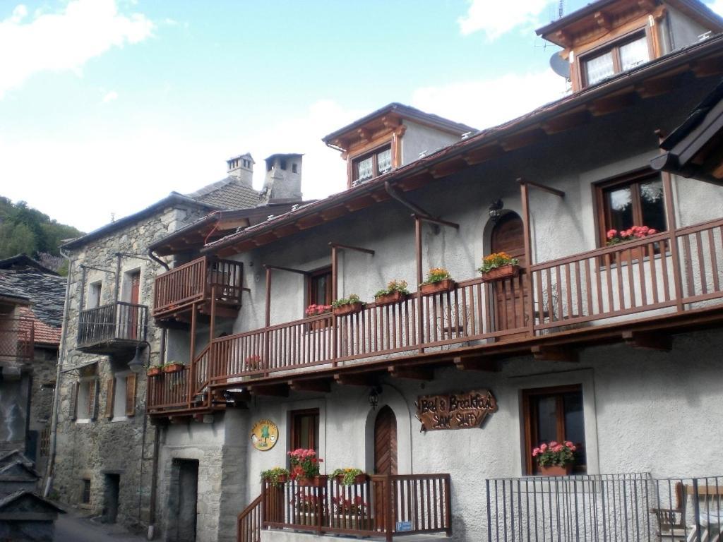 Maison Sam' Suffy Challand Saint Victor Exterior foto